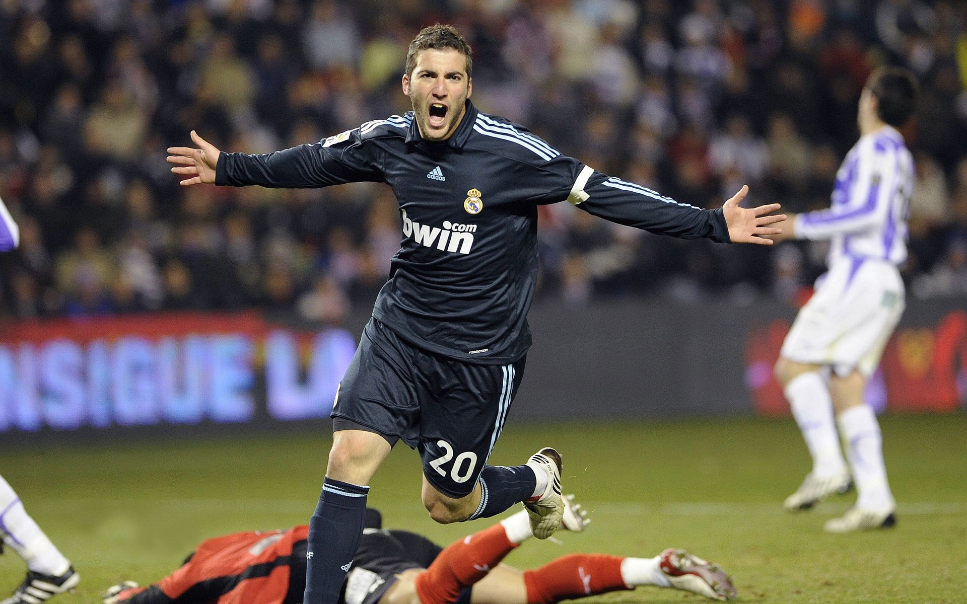 开云体育-德布劳内导演惊天逆转！苏格兰鏖战120分钟创造历史